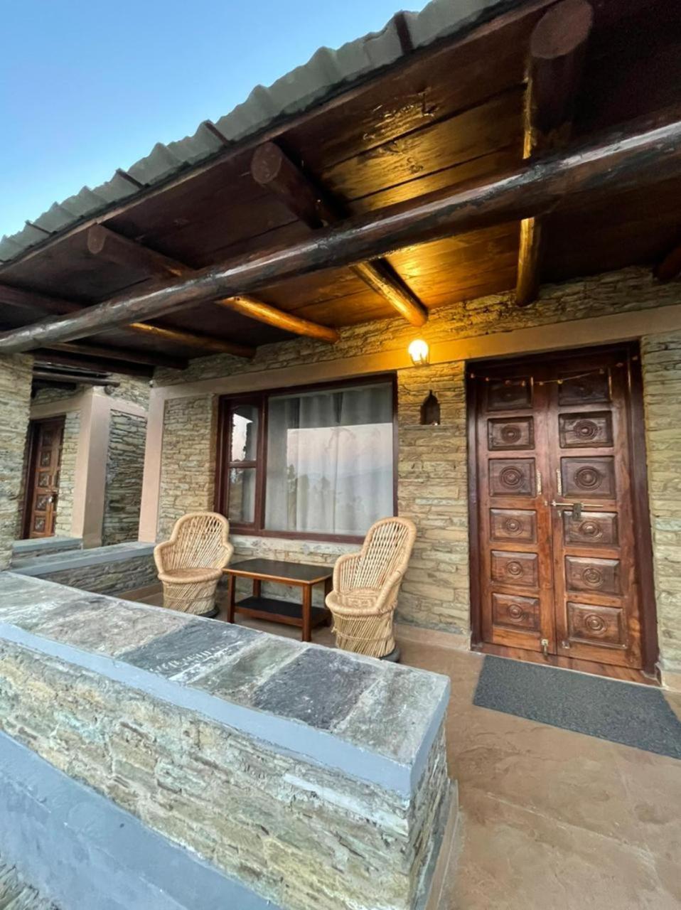 Meraki Huts Pauri Dış mekan fotoğraf
