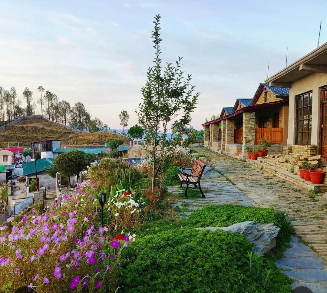Meraki Huts Pauri Dış mekan fotoğraf